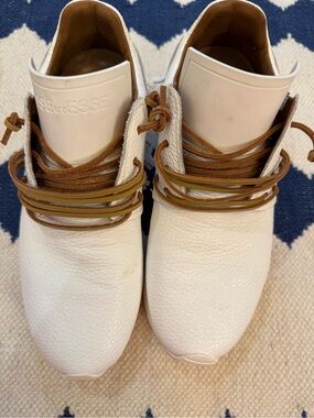 EsseutEsse White Suede Lace-Up Women's Sneakers w/ Fringe, 37